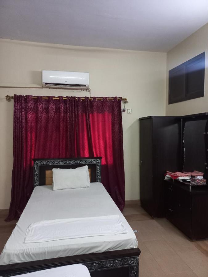 Al Rehman Guest Hous Hotel Hyderabad Bagian luar foto